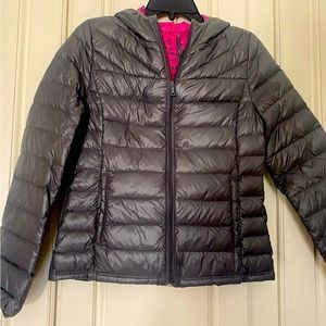 Light weight warm puffer